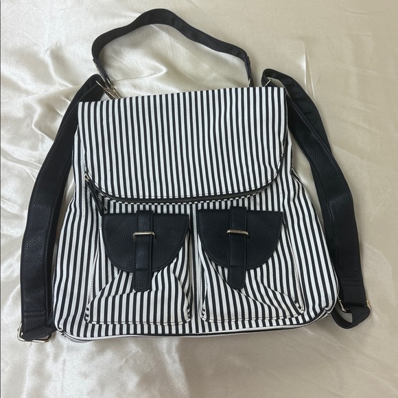 Black and White Striped Backpack - Picture 3 of 14